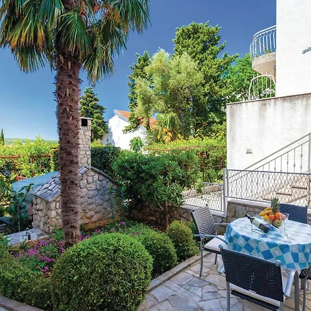 1 Bedroom Front In Selce