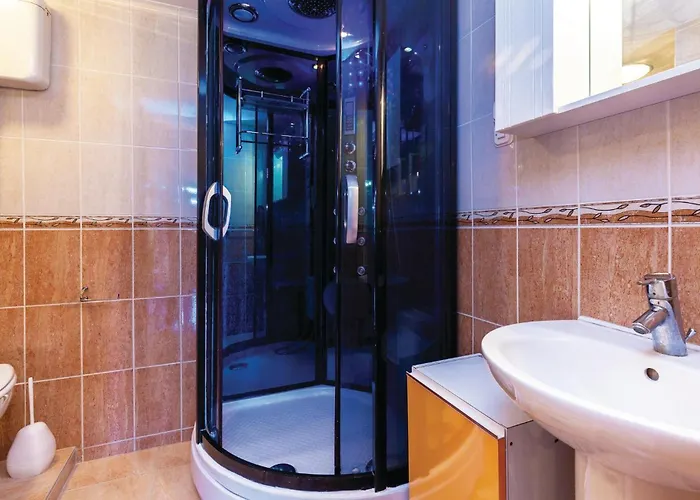 Апартаменты 1 Bedroom Cozy In