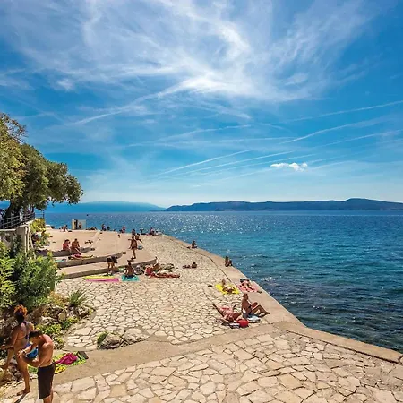 Appartement 1 Bedroom Cozy In Selce