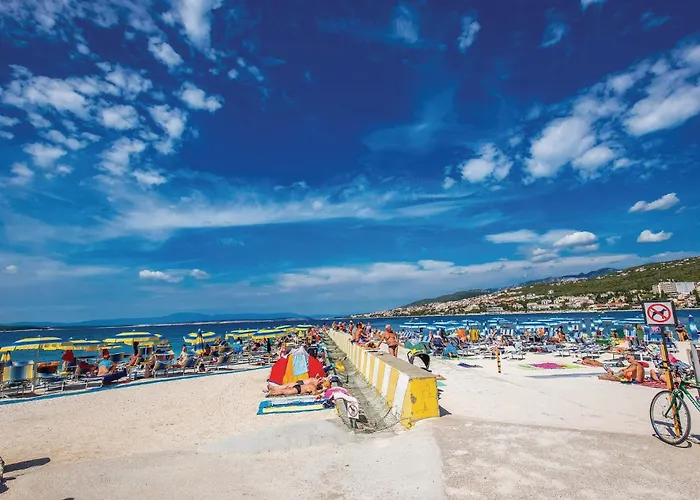 1 Bedroom Cozy In סלצה