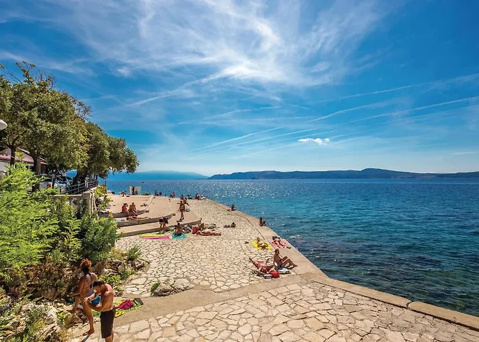 דירה 1 Bedroom Cozy In סלצה